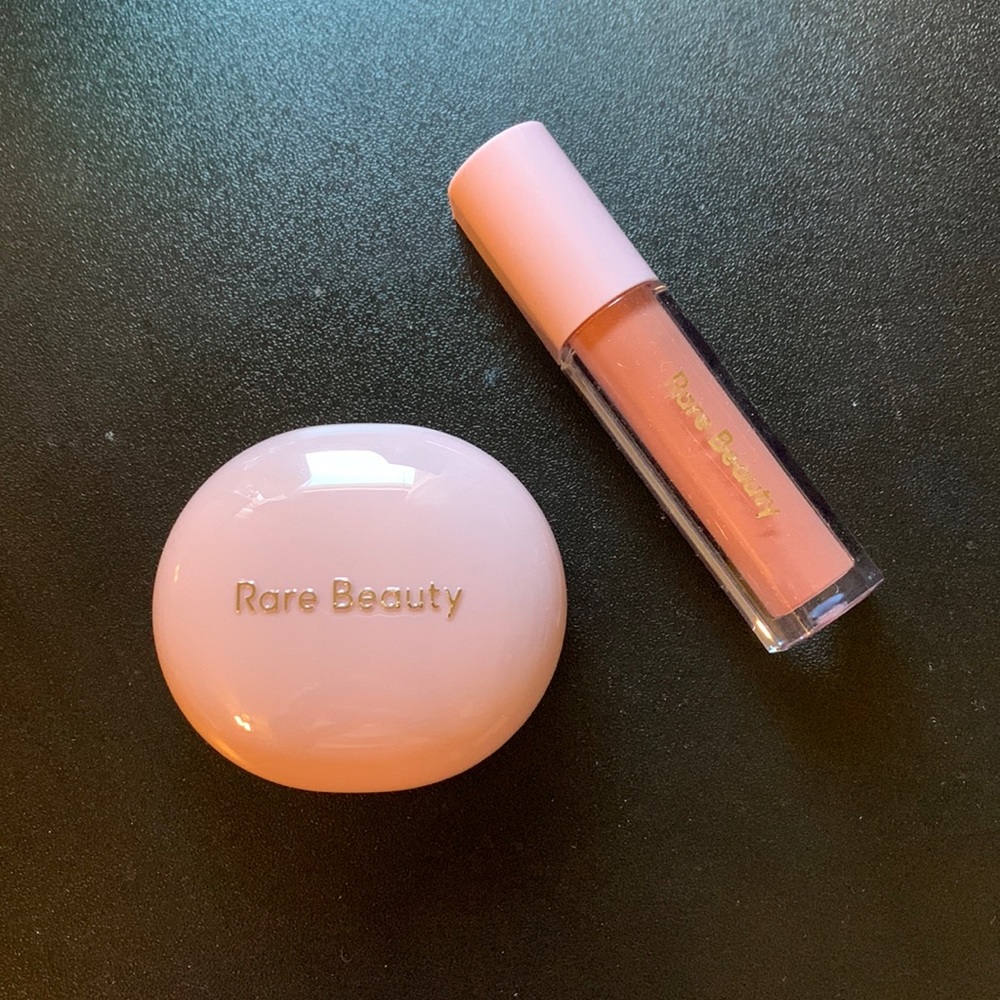 Set of Rare Beauty Melting Blush and liquid eyeshadow in Nearly Neutral.